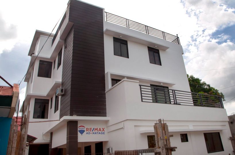 Nine Apartment Units For Rent in Sta. Cruz, Arevalo | RE/MAX Advantage Iloilo