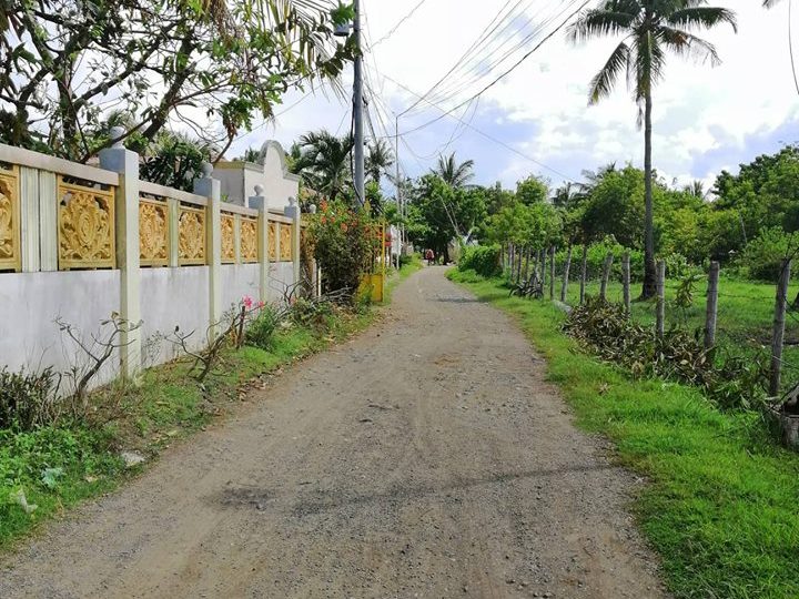 NEAR A BEACH LIVING AND LOVING IN A HOUSE IN OTON