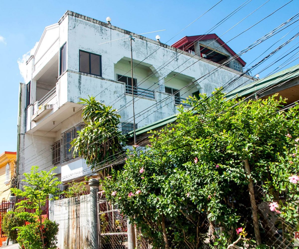 A Home Sweet Home in an Adventurous Urban Living in Jaro