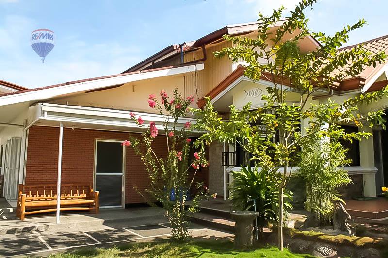 Iloilo City House and Lot for Sale at Tabuc Suba, Jaro