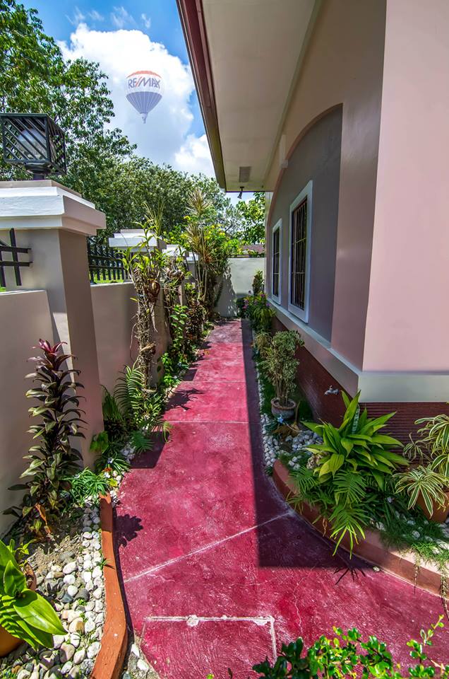 Beautiful House and Lot for Sale in Villa 15