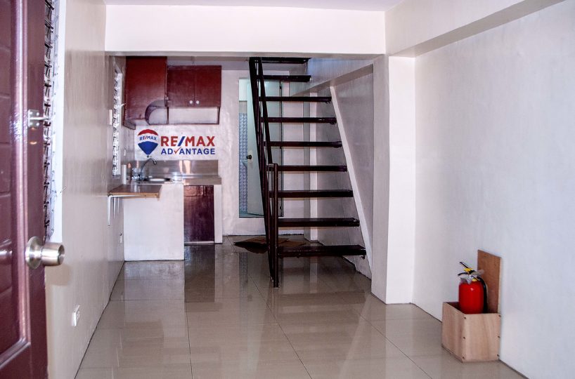 Molo Apartments with bat for Rent