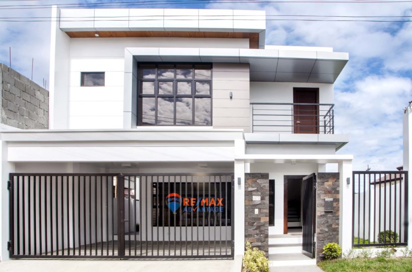 Newly-Built Puerto Real House and Lot (15)
