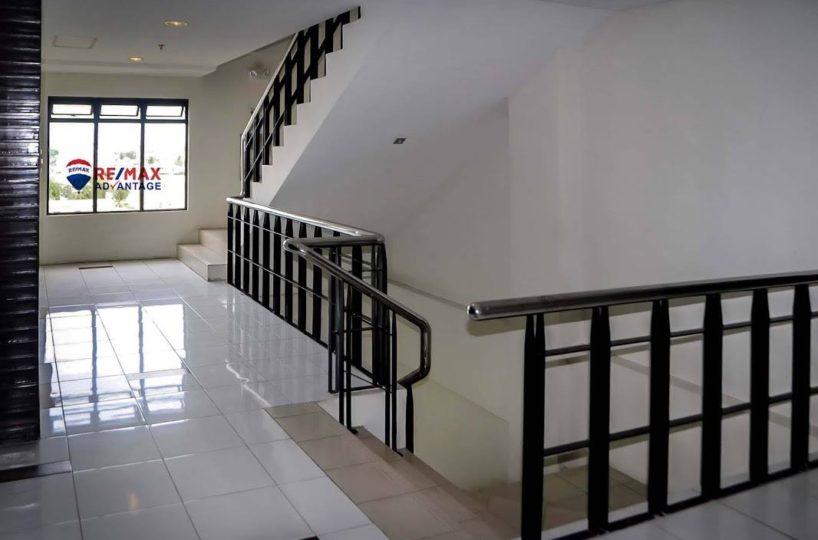 Two-Bedroom Uptown Place Condo Unit For Rent or for Sale (6)