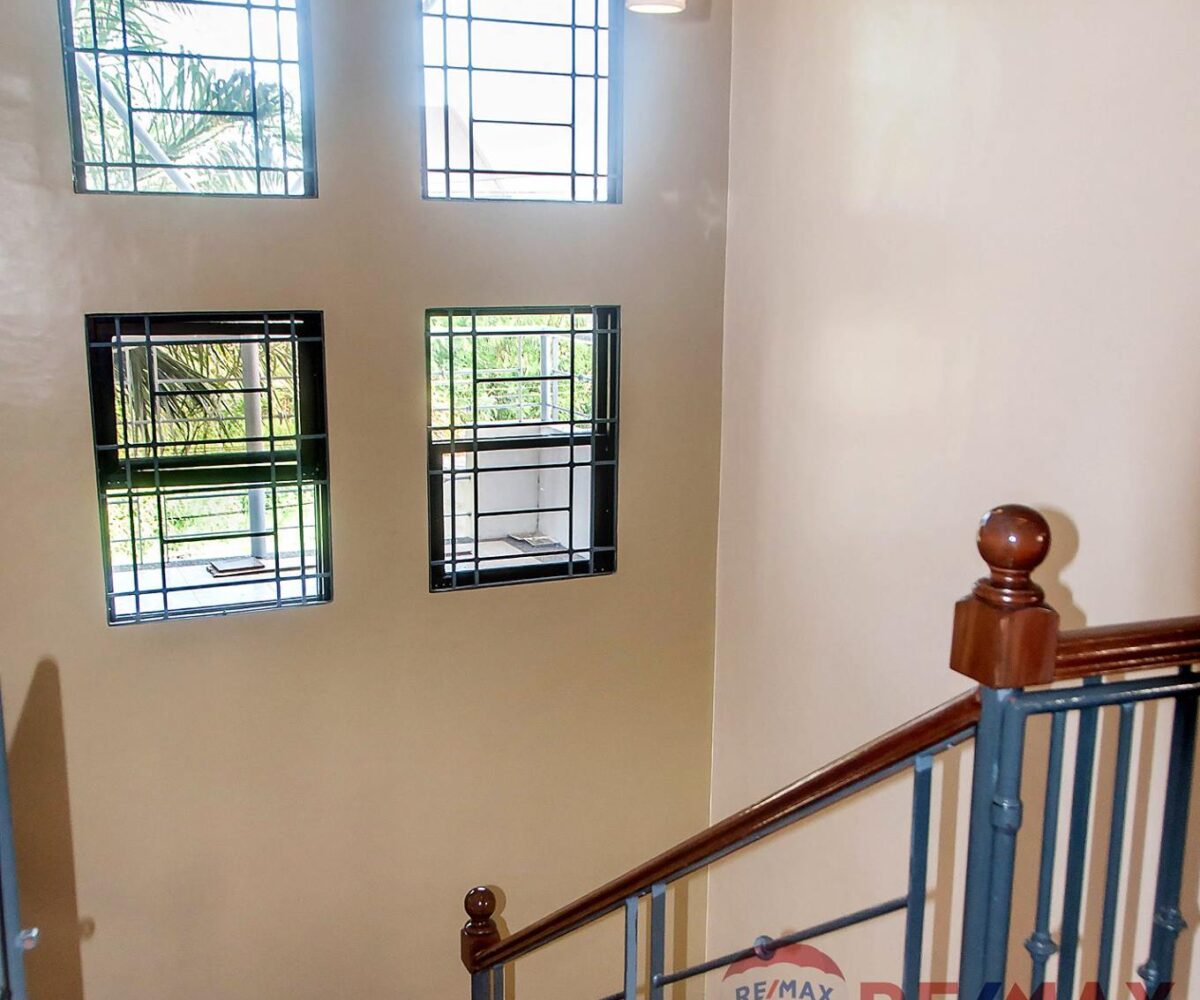 An Eye Catching Puerto Real House & Lot For Sale (5) | Remax Advantage Iloilo