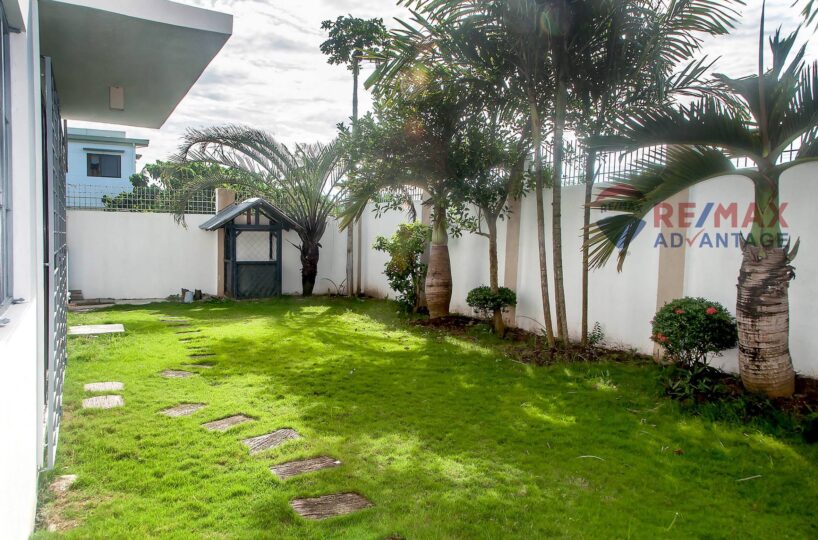 An Eye Catching Puerto Real House & Lot For Sale | Remax Advantage Iloilo